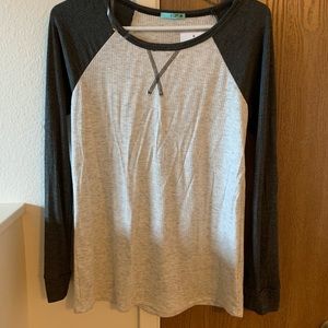 Baseball tee